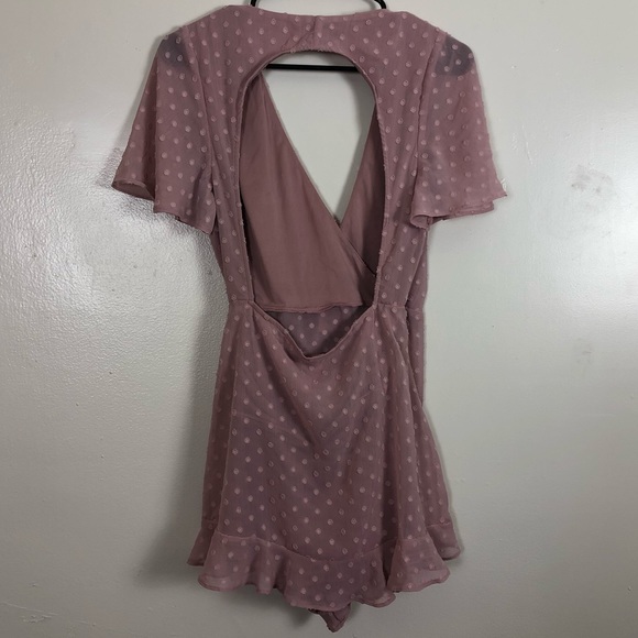 Cotton Candy LA Romper w/ Open Back - Picture 5 of 6